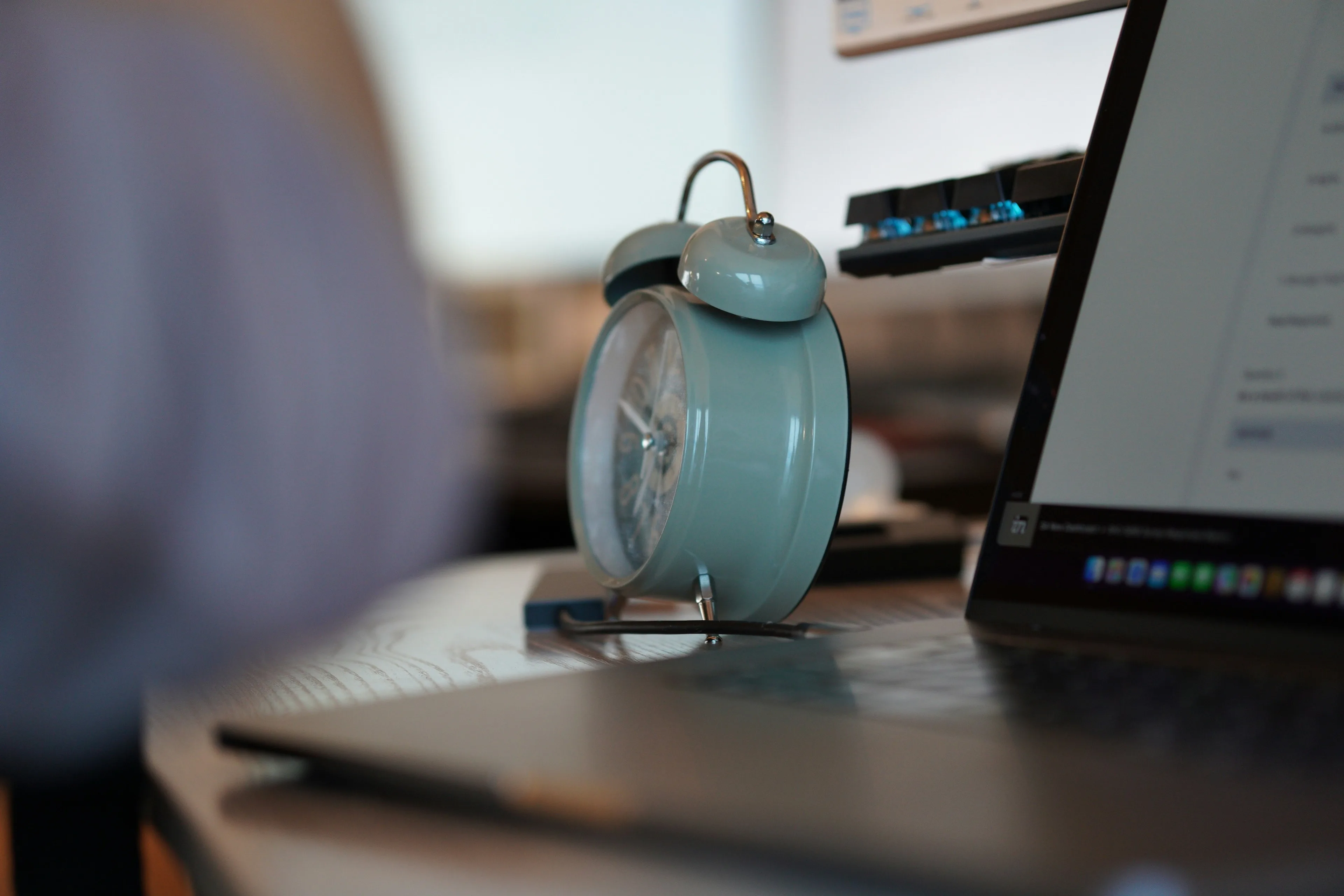 Set clear working hours
