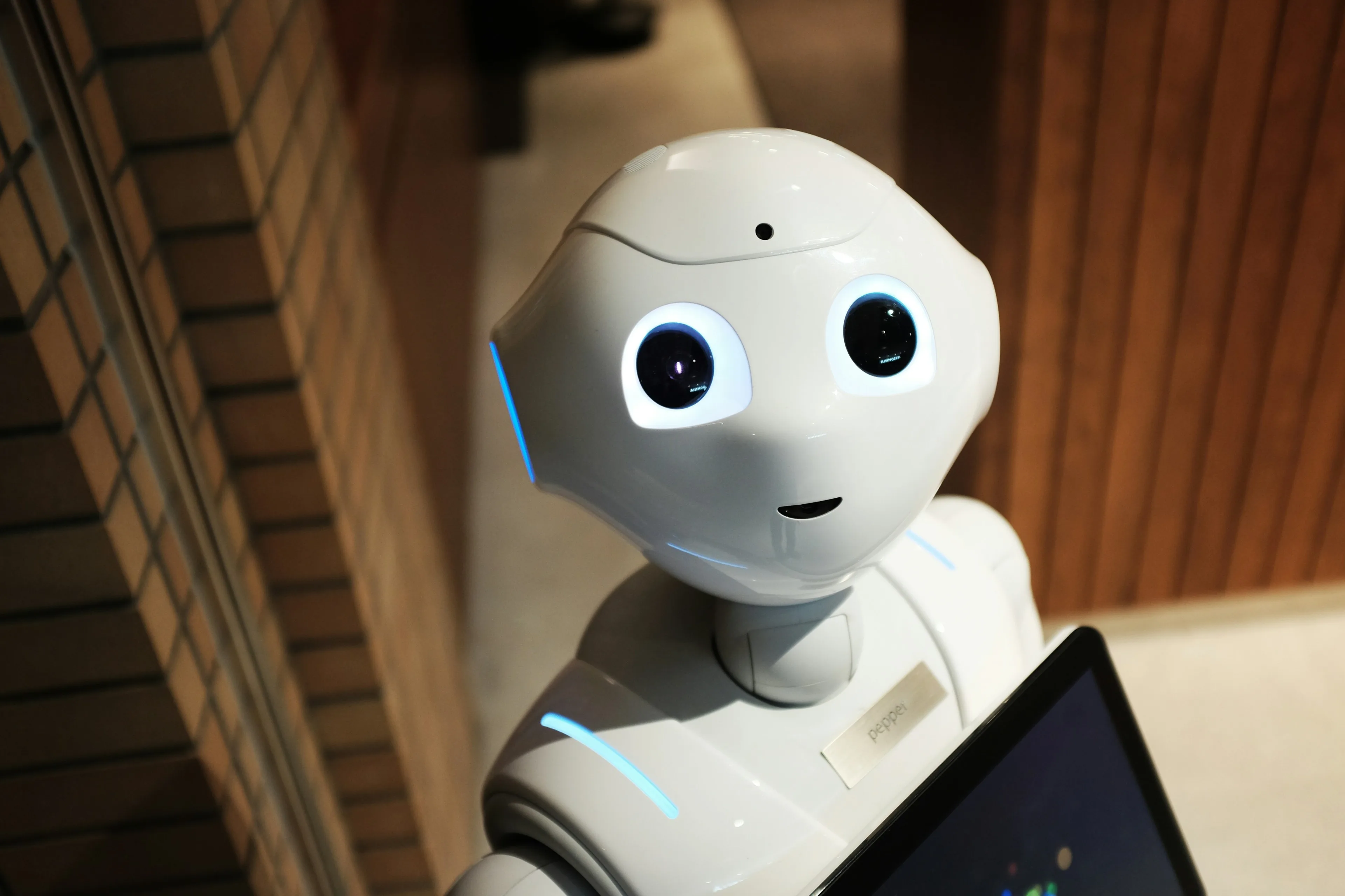 Robotas registratūros darbuotojas